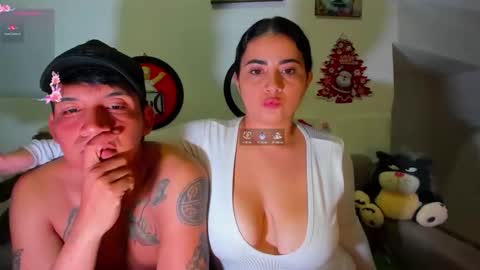 Snapshot of couple_dirtshow chatting on November 9, 3:38 am couple_dirtshow online show from November 9, 3:38 am