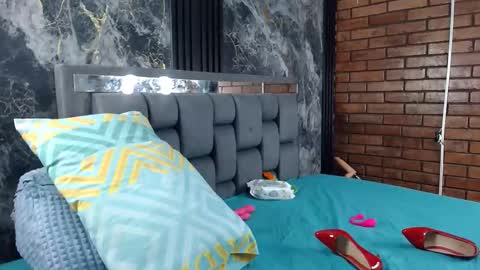 Andrea and Scott online show from April 17, 9:01 am