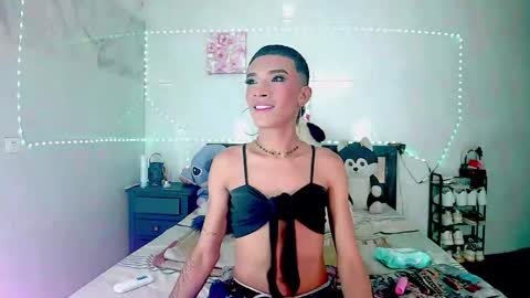 ALEXA  KIM online show from October 12, 9:03 pm