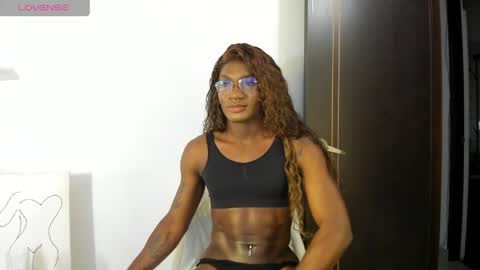 Snapshot of coupleblack_24 chatting on May 5, 10:51 pm coupleblack_24 online show from May 5, 10:51 pm