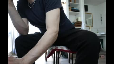 Snapshot of couplegame1901 chatting on May 1, 10:20 am couplegame1901 online show from May 1, 10:20 am