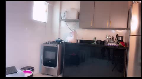Snapshot of coupleinblack chatting on May 15, 12:56 pm Otto - Aron online show from May 15, 12:56 pm