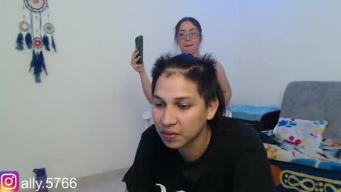 Snapshot of coupleperv666 chatting on May 25, 9:43 pm COUPLE PERV online show from May 25, 9:43 pm