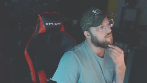 Snapshot of couplez_therapy chatting on November 10, 11:48 pm Maxxx Deeep online show from November 10, 11:48 pm