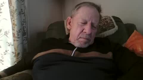 Snapshot of courieral1 chatting on September 30, 1:49 pm courieral1 online show from September 30, 1:49 pm