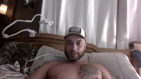 Snapshot of cowboy4125 chatting on May 11, 9:26 am cowboy4125 online show from May 11, 9:26 am