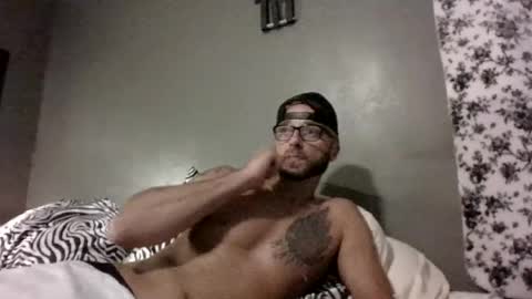 Snapshot of cowboy4125 chatting on May 18, 1:39 pm cowboy4125 online show from May 18, 1:39 pm
