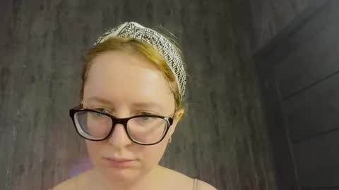 Snapshot of coy_girl_ chatting on March 3, 11:27 am My name is Emma - HELP COLLECT TOKENS FOR THE OPERATION FOR MY DAUGHTER online show from March 3, 11:27 am