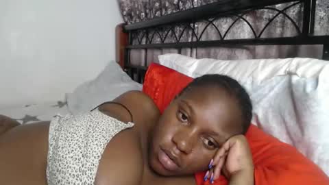 Erykah online show from October 25, 10:37 pm