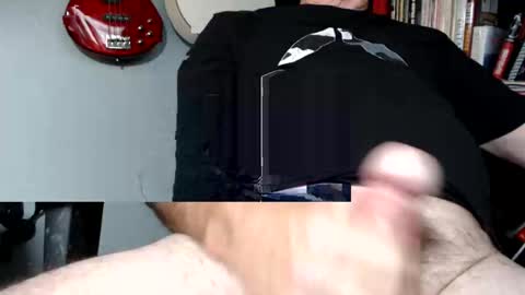 Snapshot of cozycanuck chatting on November 14, 8:35 am CozyCanuck online show from November 14, 8:35 am