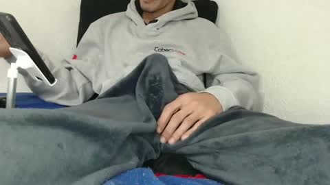 Snapshot of cr7ofcock chatting on December 14, 10:45 am cr7ofcock online show from December 14, 10:45 am
