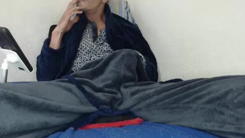 Snapshot of cr7ofcock chatting on December 28, 9:08 pm cr7ofcock online show from December 28, 9:08 pm