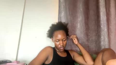 Snapshot of crave_meslowly chatting on May 2, 7:46 am Taliee online show from May 2, 7:46 am