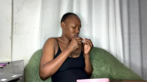 Snapshot of crave_meslowly chatting on July 9, 1:31 am Taliee online show from July 9, 1:31 am