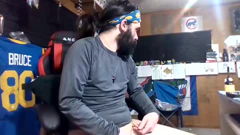 Snapshot of craveitoften chatting on February 8, 4:36 am craveitoften online show from February 8, 4:36 am