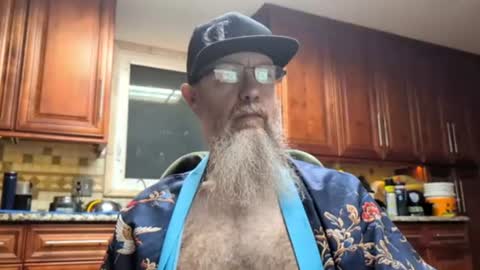 Snapshot of craven_moreass chatting on July 19, 10:41 am Dick Fitswell online show from July 19, 10:41 am