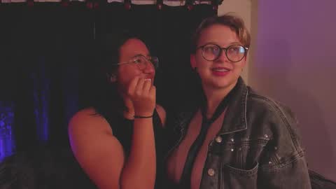 Snapshot of crazy_cakes_ chatting on September 12, 4:45 am Lexie Rose online show from September 12, 4:45 am