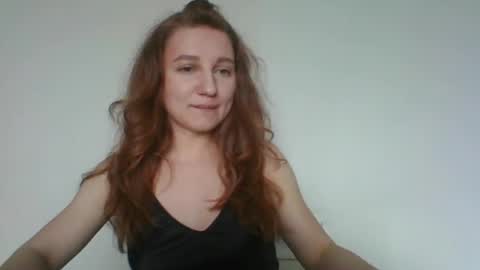Snapshot of crazy_kisses_ chatting on April 23, 5:30 am crazy_kisses_ online show from April 23, 5:30 am