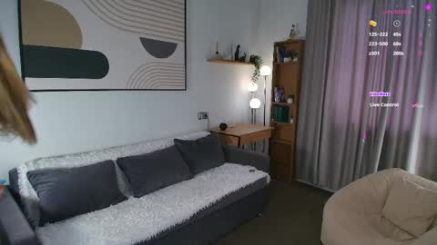 Emma online show from April 9, 7:14 am