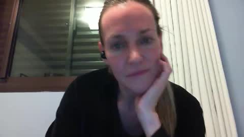 Anny online show from October 4, 12:52 am