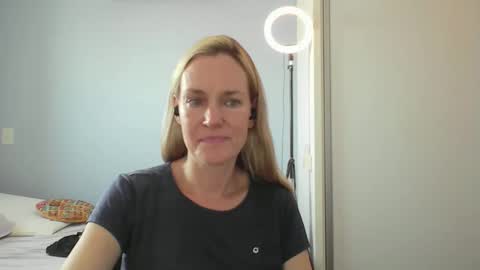 Anny online show from January 12, 12:32 pm