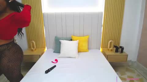 Sara online show from February 2, 12:59 pm