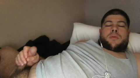 Snapshot of crazybigdick710 chatting on April 29, 5:00 am crazybigdick710 online show from April 29, 5:00 am