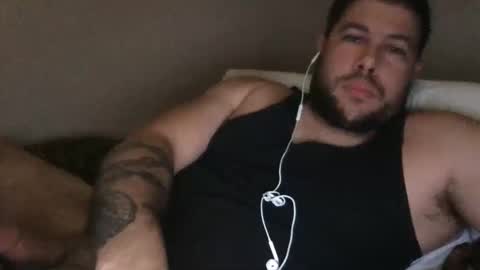 Snapshot of crazybigdick710 chatting on June 2, 3:19 am crazybigdick710 online show from June 2, 3:19 am