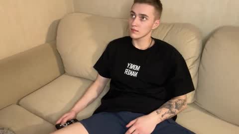 Alex online show from December 11, 5:15 pm