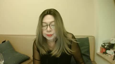 Snapshot of crazychika chatting on October 7, 5:21 pm Kelly   online show from October 7, 5:21 pm