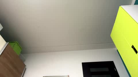 Snapshot of crazydickboy3 chatting on June 25, 3:49 pm crazydickboy3 online show from June 25, 3:49 pm