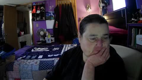 Snapshot of crazygirl802 chatting on October 9, 7:56 pm crazygirl802 online show from October 9, 7:56 pm