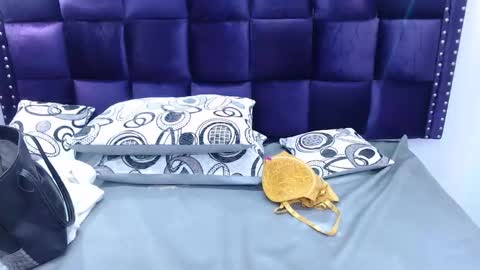 diosalinda online show from October 27, 8:13 pm