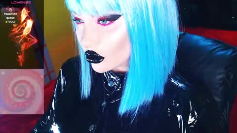 Roxy online show from May 6, 8:41 am