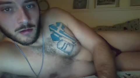 Snapshot of crazyshitalldayy chatting on December 20, 2:41 am crazyshitalldayy online show from December 20, 2:41 am