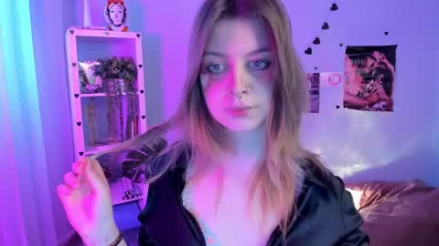 Alice online show from February 13, 1:18 pm