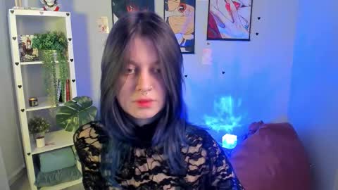 Alice online show from February 25, 2:59 pm