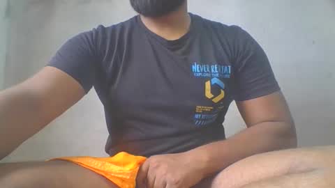 Snapshot of crazzy_booy chatting on October 24, 3:47 am crazzy_booy online show from October 24, 3:47 am
