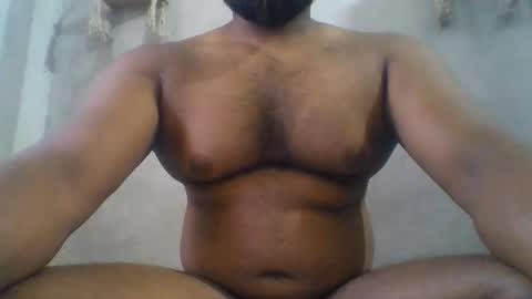 Snapshot of crazzy_booy chatting on June 1, 3:30 am crazzy_booy online show from June 1, 3:30 am