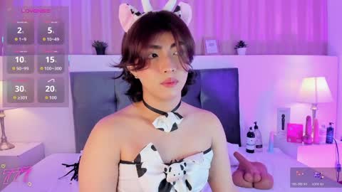 Snapshot of creamy_angelo chatting on May 2, 9:31 pm creamy_angelo online show from May 2, 9:31 pm