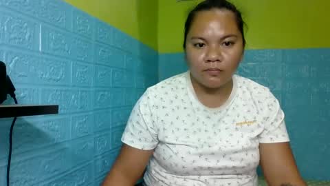 Snapshot of creamy_cunt4uxx chatting on December 23, 1:45 pm my pussy always wet online show from December 23, 1:45 pm