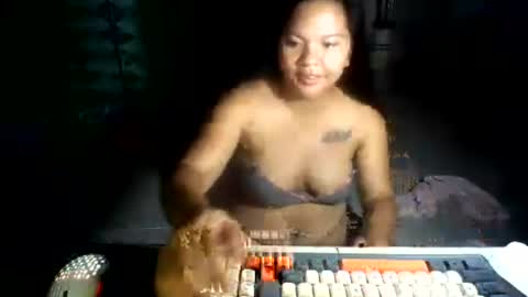 Snapshot of creamy_cunt4uxx chatting on July 18, 5:22 am my pussy always wet online show from July 18, 5:22 am