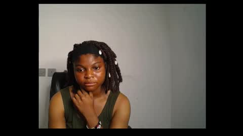 Snapshot of creamy_juicypussy chatting on February 12, 9:42 am Lady jasmine online show from February 12, 9:42 am