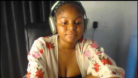 Snapshot of creamy_juicypussy chatting on September 27, 8:30 am Lady jasmine online show from September 27, 8:30 am