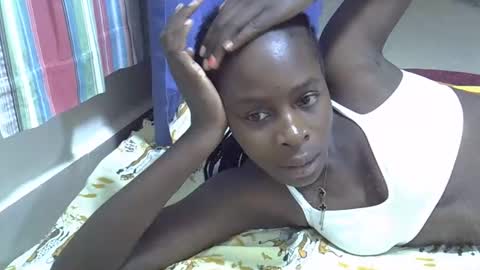 creamy_pussie online show from March 24, 10:37 pm