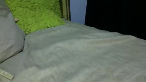 Snapshot of creamycocobabe chatting on February 7, 2:26 am CreamyCocoBabe online show from February 7, 2:26 am