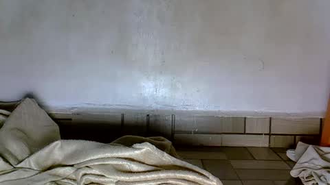 creamyposh1 online show from April 6, 4:10 am