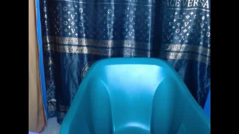 creamyxsugar online show from September 13, 6:40 pm