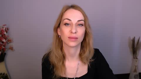 Snapshot of create_your_own_sun chatting on November 20, 1:33 pm Lera online show from November 20, 1:33 pm