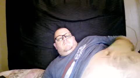 Snapshot of creeeping_death chatting on December 2, 2:42 am The hopeless romantic online show from December 2, 2:42 am